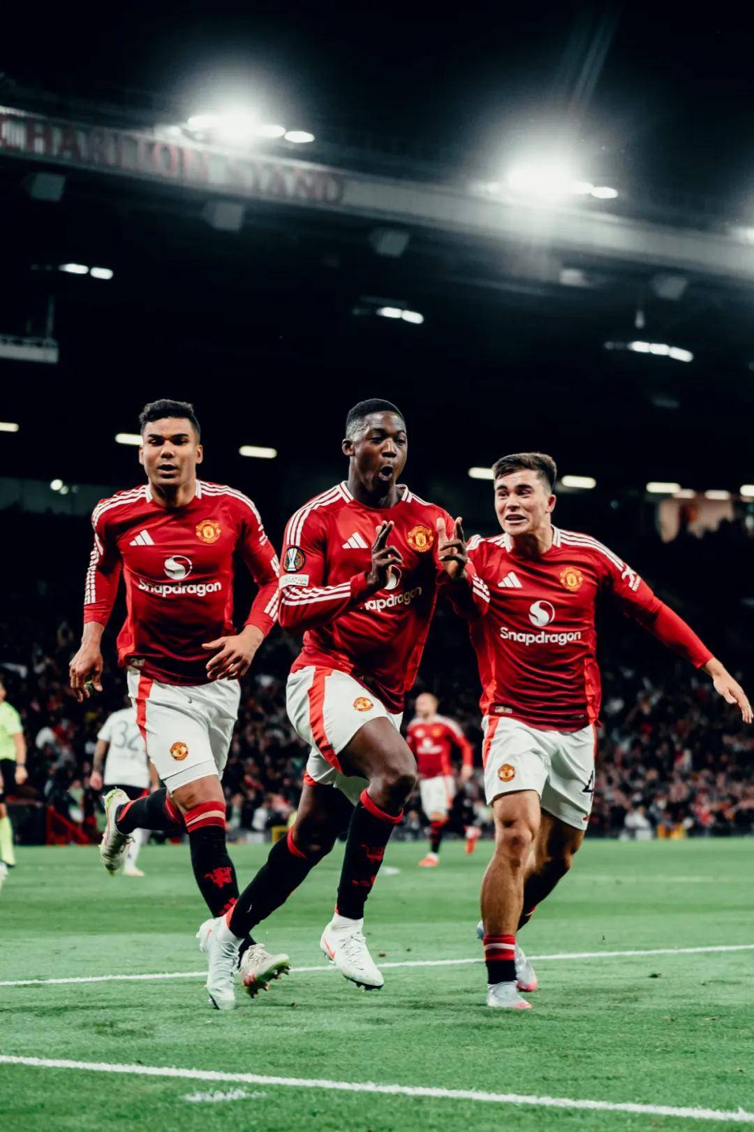 壹号娱乐-包含穆古鲁扎与50激战曼联分钟，重要助攻胜负难料！，JackeyLove焦点对战引发球迷热议的词条