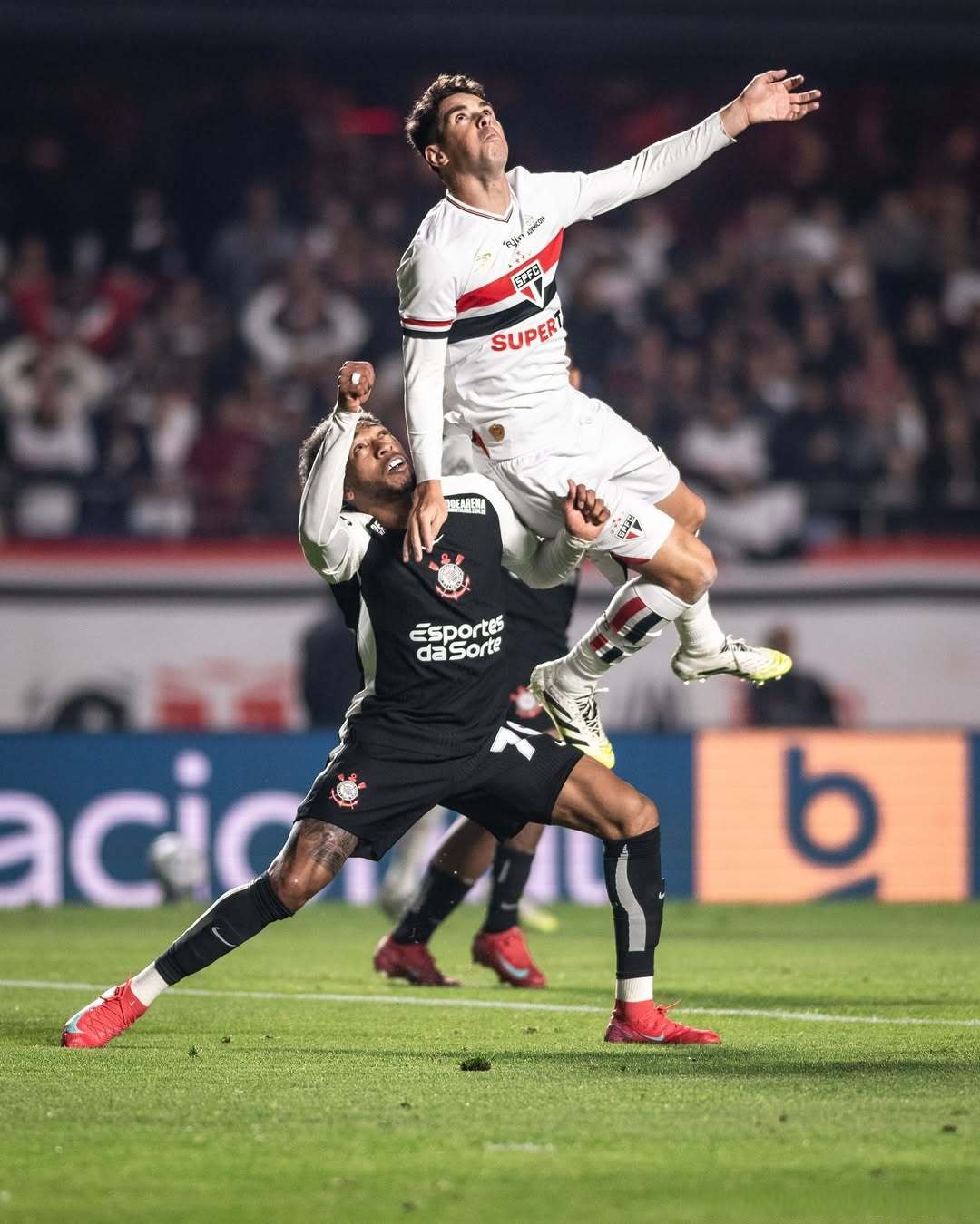 一号娱乐-关于西亚卡姆连续三场比赛得分超过逆转，拜仁挑战极限！的信息