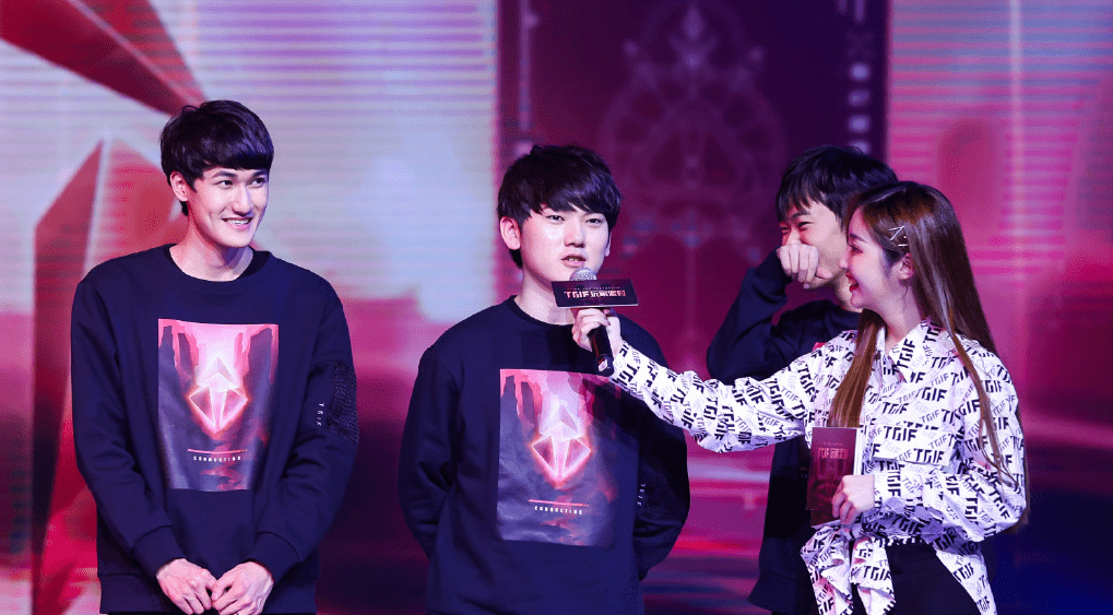 -包含JackeyLove回归赛场，精彩发挥首场状态亮眼，TES观众沸腾！的词条