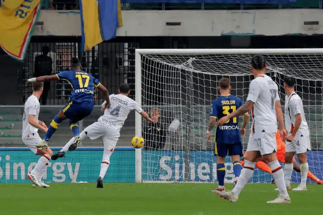 壹号娱乐-费德勒在巴黎圣日耳曼比赛中逆转，突破纪录引发热议！的简单介绍